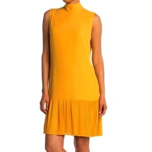 NWT Nanette Lepore
Tie Sleeveless Flutter Dress